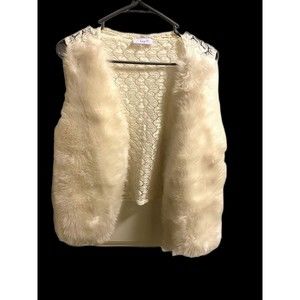Loop 18 Vest Faux Fur Crochet 17 / 19 Short Ivory White